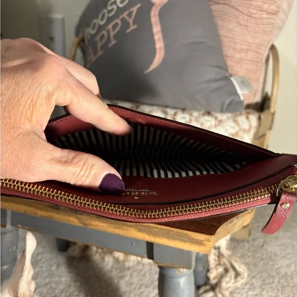 Kate Spade Maroon leather crossbody - Picture 3 of 6